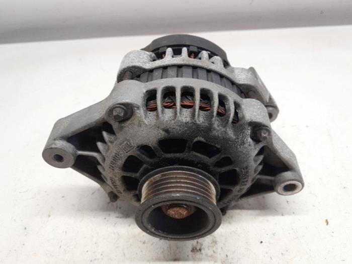 Begagnade Dynamo Opel Tigra Twin Top 1.8 16V Pris € 36,75 Marginaltabell erbjuds av Reclycar De Boer BV
