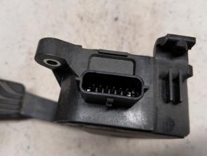 Gaspedalsensor från en Dacia Sandero III 1.0 TCe 100 12V ECO-G 2023