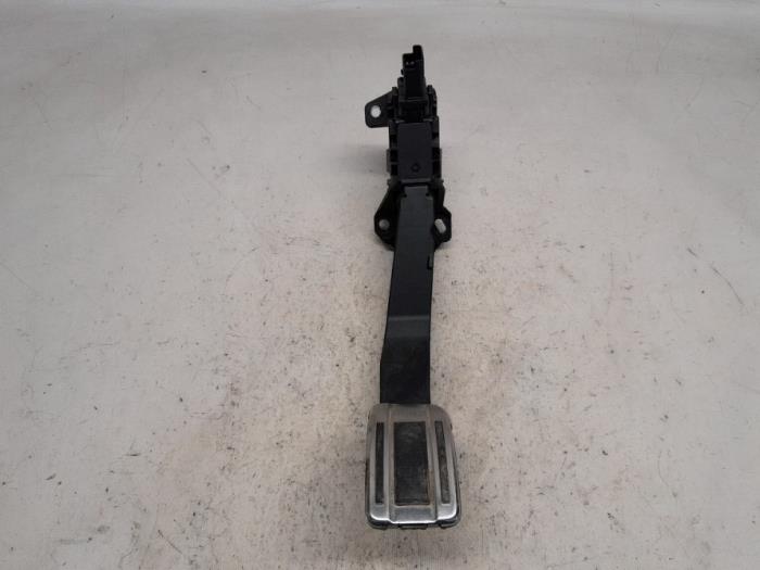 Begagnade Gaspedalsensor Opel Corsa F (UB/UH/UP) 1.2 Turbo 12V 100 Pris € 84,00 Marginaltabell erbjuds av Reclycar De Boer BV