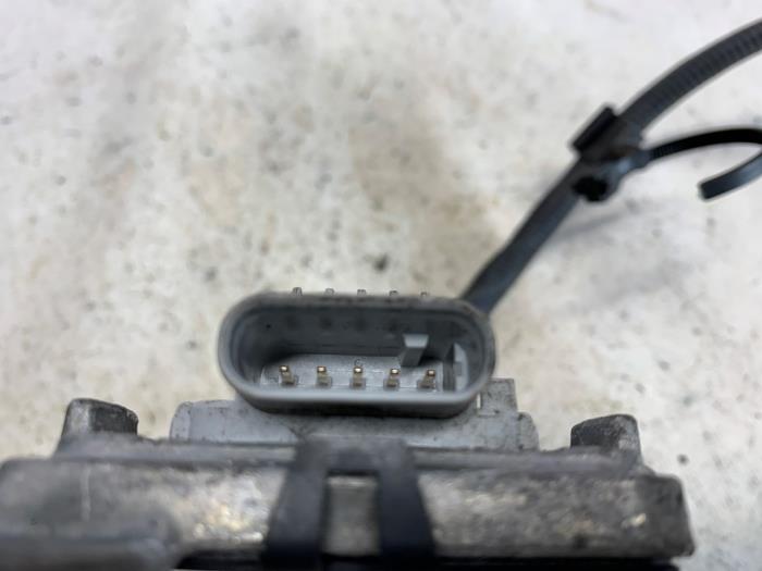 Nox Sensor van een Ford Transit Custom 2.0 TDCi 16V Eco Blue 105 2019