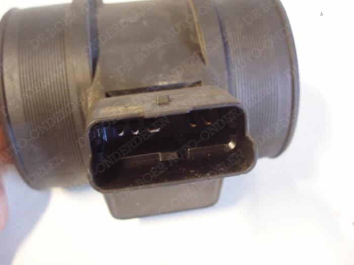 Airflow meter from a Citroën Xsara Picasso (CH) 2.0 HDi 90 2002