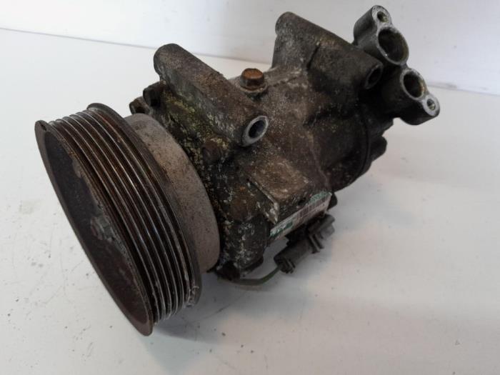 Gebrauchte Klimapumpe Renault Clio III (BR/CR) 1.2 16V TCe 100 Preis € 37,80 Margenregelung angeboten von Reclycar De Boer BV