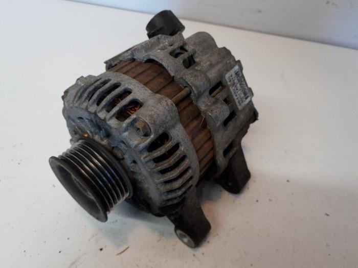 Begagnade Dynamo Peugeot 206 (2A/C/H/J/S) 1.4 XR,XS,XT,Gentry Pris € 33,60 Marginaltabell erbjuds av Reclycar De Boer BV