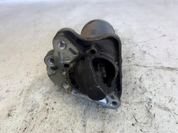 Begagnade Startmotor Renault Megane III Berline (BZ) 1.6 16V Pris € 28,35 Marginaltabell erbjuds av Reclycar De Boer BV