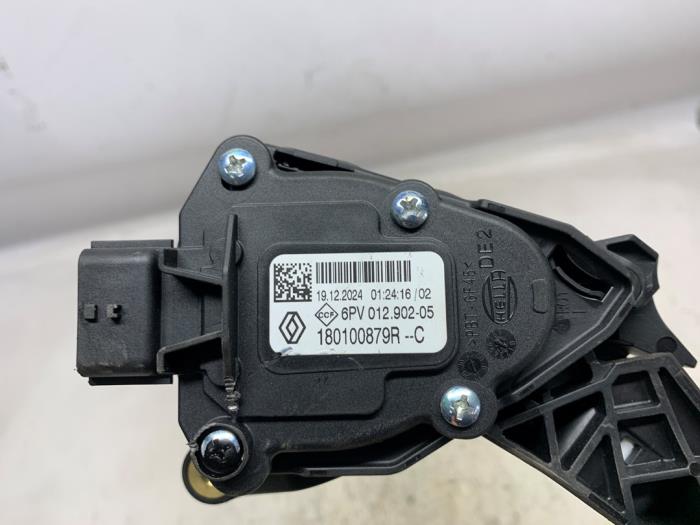 Gaspedalposition Sensor van een Renault Symbioz (RJB) 1.6 E-Tech Full Hybrid 145 2025