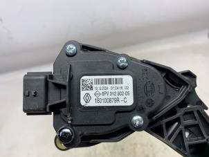 Gaspedalposition Sensor van een Renault Symbioz (RJB) 1.6 E-Tech Full Hybrid 145 2025