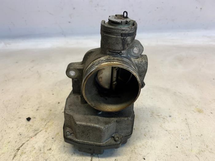 Usagé Boîtier accélérateur Peugeot 206 (2A/C/H/J/S) 1.4 XR,XS,XT,Gentry Prix € 34,65 Règlement à la marge proposé par Reclycar De Boer BV