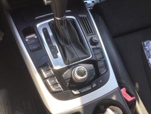 On-board computer controller from a Audi A5 Sportback (8TA) 2.0 TFSI 16V 2010