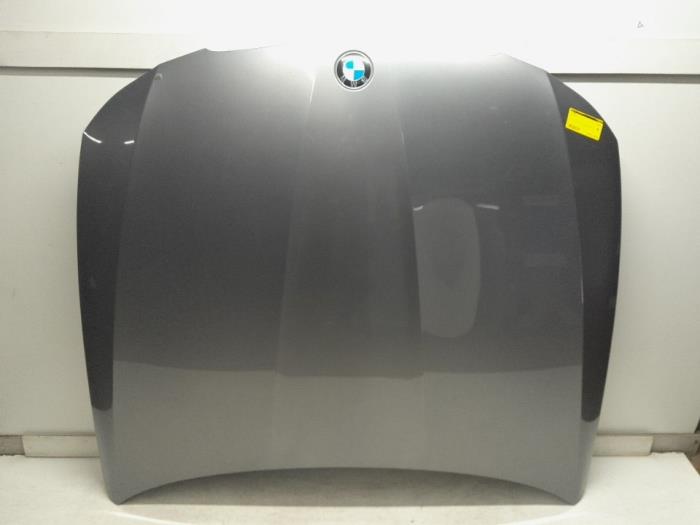 Używane Maska BMW 3 serie (E90) 318i 16V Cena € 147,00 Procedura marży oferowane przez Reclycar De Boer BV