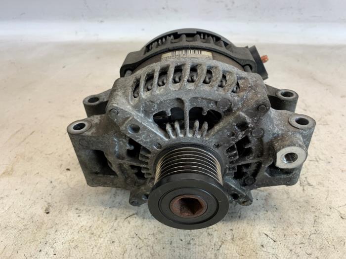 Begagnade Dynamo BMW 3 serie (E90) 318i 16V Pris € 36,75 Marginaltabell erbjuds av Reclycar De Boer BV