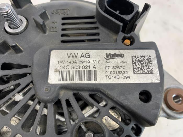 Dynamo van een Volkswagen Golf VII (AUA) 1.5 TGI Evo 16V 2020