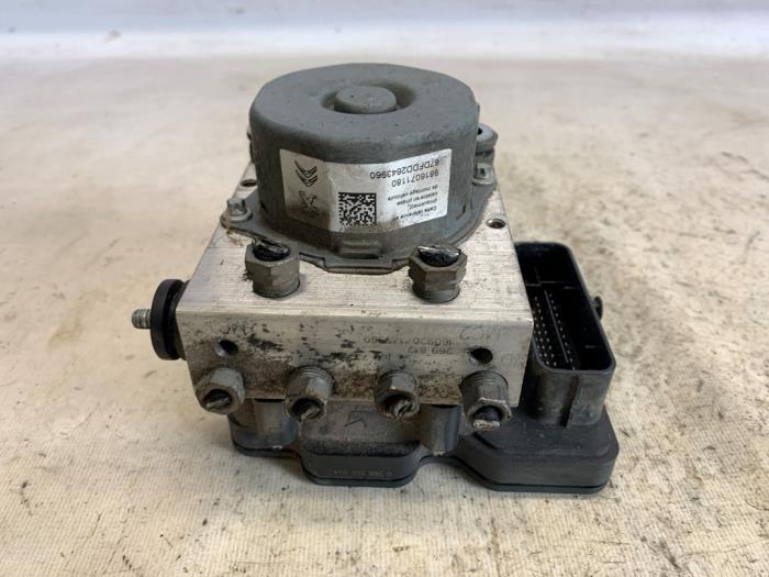 Used ABS pump Peugeot 308 SW (L4/L9/LC/LJ/LR) 1.2 12V e-THP PureTech 110 Price € 94,50 Margin scheme offered by Reclycar De Boer BV