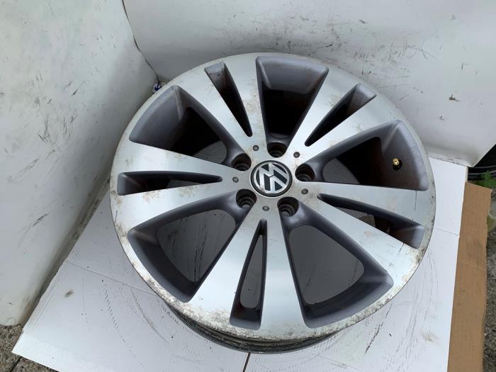 Używane Obrecz Volkswagen Eos (1F7/F8) 1.6 FSI 16V Cena € 89,25 Procedura marży oferowane przez Reclycar De Boer BV