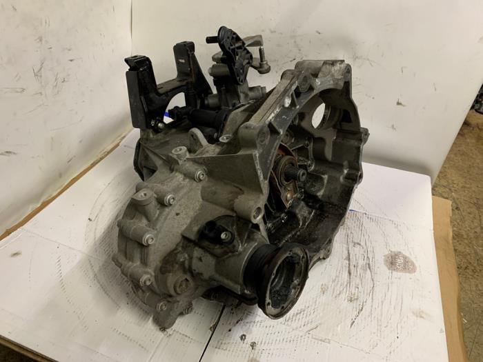 Used Gearbox Skoda Fabia II Combi 1.2i 12V Price € 157,50 Margin scheme offered by Reclycar De Boer BV