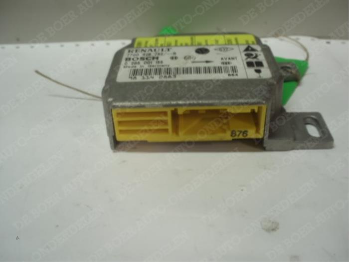 Airbag Module from a Renault Clio II (BB/CB) 1.2 2000