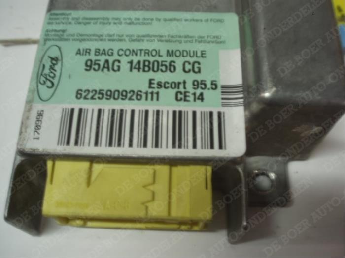 Airbag Module from a Ford Escort 6 (ANL) 1.8 TD 1996