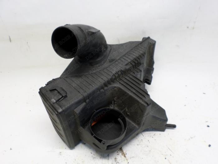 Gebrauchte Luftfiltergehäuse Renault Clio III Estate/Grandtour (KR) 1.5 dCi 85 Preis € 26,25 Margenregelung angeboten von Reclycar De Boer BV