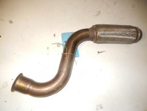 Used Exhaust front section Peugeot 307 SW (3H) 1.6 HDi 16V Price € 21,00 Margin scheme offered by Reclycar De Boer BV