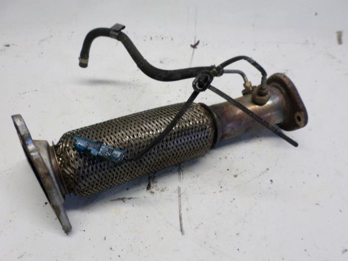 Used Exhaust front section Renault Grand Scénic II (JM) 1.9 dCi 130 Price € 21,00 Margin scheme offered by Reclycar De Boer BV