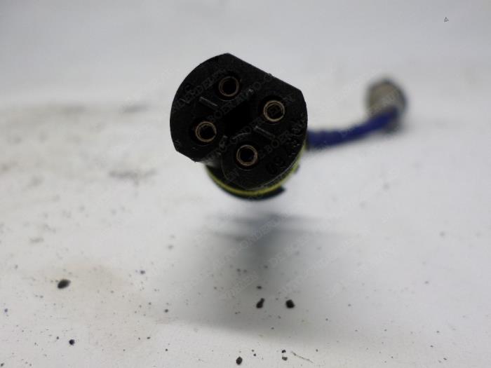 Sonde lambda d'un Mercedes-Benz ML I (163) 320 3.2 V6 18V Autom. 2000