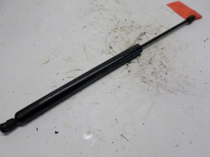 Rear gas strut, right from a Volkswagen Sharan (7M8/M9/M6) 2.0 2002