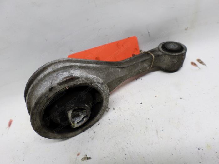 Used Engine mount Ford Fiesta 4 1.25 16V Price € 15,75 Margin scheme offered by Reclycar De Boer BV