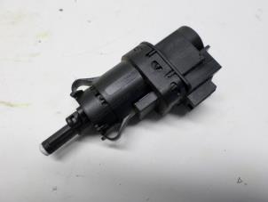 Used Brake light switch Ford S-Max (GBW) 2.5 Turbo 20V Price € 15,75 Margin scheme offered by Reclycar De Boer BV