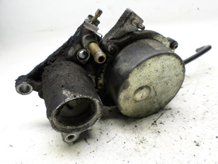 Vacuum pump