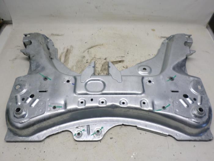 Usados Subchasis Renault Clio IV (5R) 1.5 Energy dCi 90 FAP Precio € 52,50 Norma de margen ofrecido por Reclycar De Boer BV