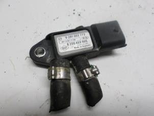 Used Particulate filter sensor Renault Laguna III Estate (KT) 2.0 dCi 16V 150 Price € 21,00 Margin scheme offered by Reclycar De Boer BV