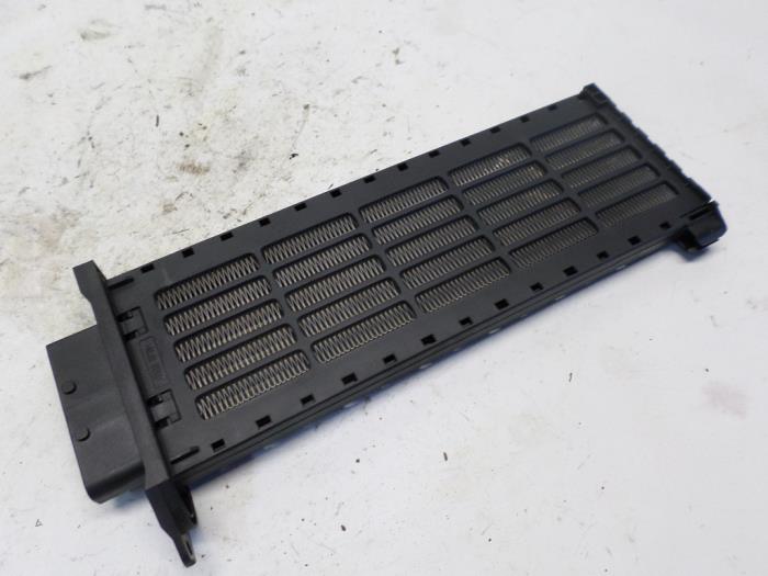 Heating element from a Renault Scénic II (JM) 1.5 dCi 105 2006