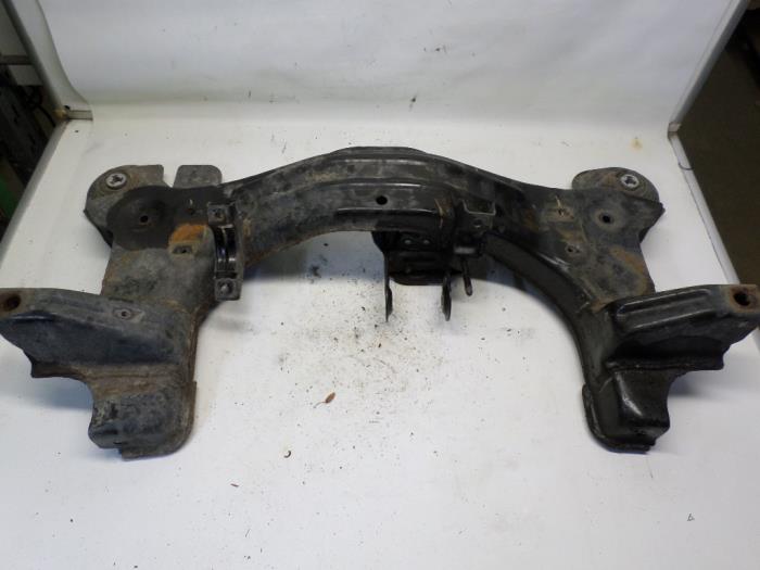 Gebrauchte Unterrahmen Chevrolet Nubira (J200) 1.4 16V Preis € 26,25 Margenregelung angeboten von Reclycar De Boer BV