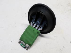 Used Heater resistor Volkswagen Fox (5Z) 1.2 Price € 21,00 Margin scheme offered by Reclycar De Boer BV