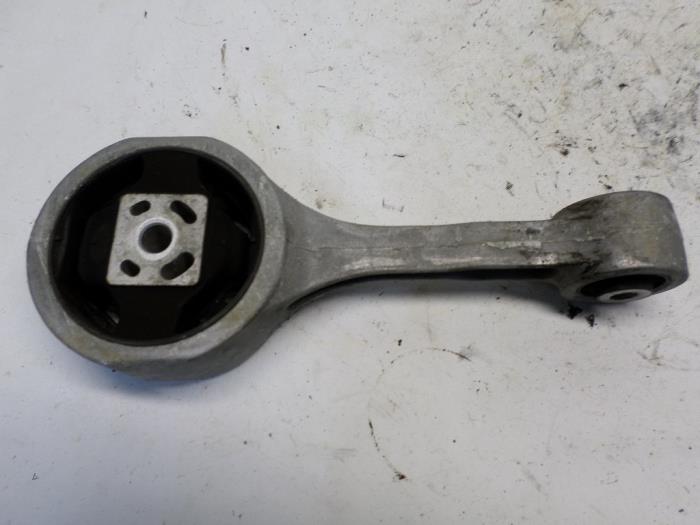Used Engine mount Volkswagen Fox (5Z) 1.2 Price € 26,25 Margin scheme offered by Reclycar De Boer BV