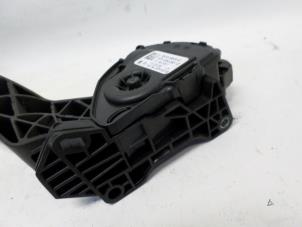 Gaspedalposition Sensor van een Peugeot 1007 (KM) 1.4 HDI 2007