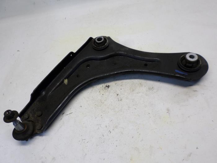 Front lower wishbone, left from a Renault Laguna III (BT) 1.5 dCi 110 FAP 2011