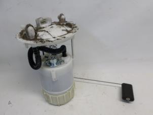 Usagé Pompe à carburant Renault Espace (JK) 2.0 Turbo 16V Grand Espace Prix € 26,25 Règlement à la marge proposé par Reclycar De Boer BV
