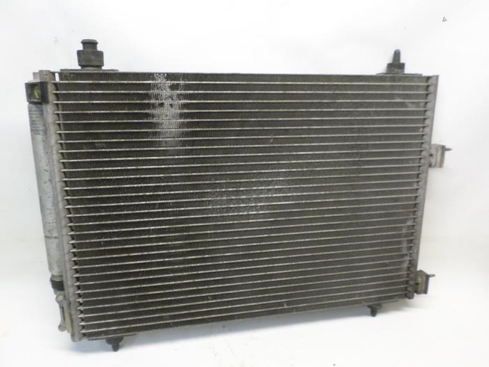 Air conditioning radiator from a Peugeot 307 (3A/C/D) 1.6 16V 2002