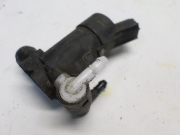 Windscreen washer pumps with part number 1S7117K624 stock