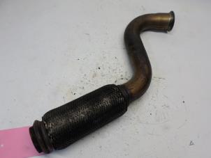 Used Exhaust front section Peugeot 307 (3A/C/D) 1.6 HDiF 16V Price € 21,00 Margin scheme offered by Reclycar De Boer BV