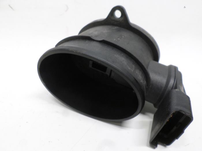 Airflow meter from a Peugeot 207/207+ (WA/WC/WM) 1.6 HDi 16V 2011