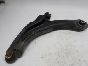 Used Front lower wishbone, left Renault Clio IV (5R) 0.9 Energy TCE 90 12V Price € 42,00 Margin scheme offered by Reclycar De Boer BV