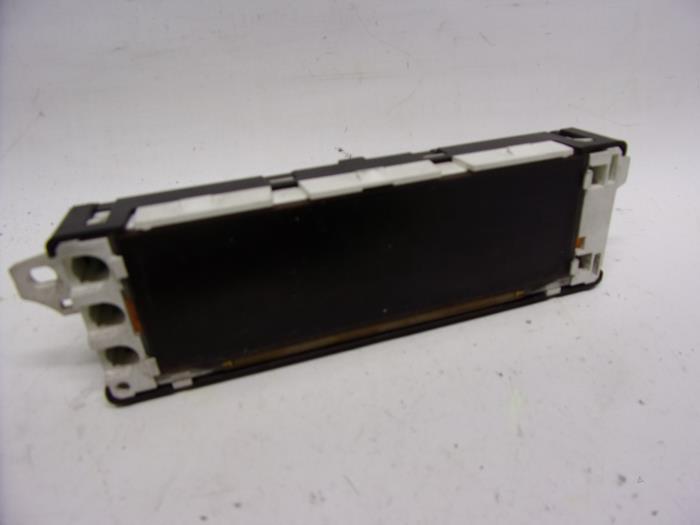 Begagnade Innerdisplay Peugeot Partner Tepee (7A/B/C/D/E/F/G/J/P/S) 1.6 HDI 90 16V Pris € 26,25 Marginaltabell erbjuds av Reclycar De Boer BV