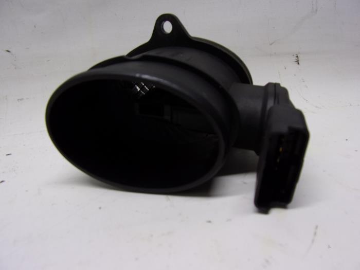 Airflow meter from a Peugeot 308 (4A/C) 1.6 HDiF 16V 2008