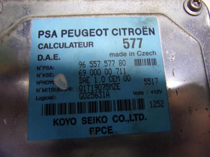 Ordinateur direction assistée d'un Citroën C3 (FC/FL/FT) 1.6 16V 2005