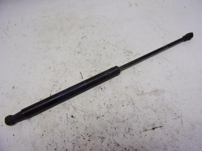 Rear gas strut, right from a Ford Ka II 1.2 2010