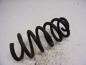Used Rear coil spring Renault Clio IV (5R) 1.5 dCi 90 FAP Price € 21,00 Margin scheme offered by Reclycar De Boer BV