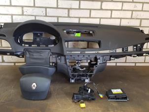 Usagé Kit + module airbag Renault Megane III Grandtour (KZ) 1.5 dCi 110 Prix € 250,00 Règlement à la marge proposé par Autorec. Gebr. Prins b.v.