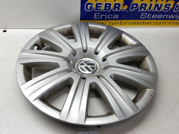 Wheel cover (spare) from a Volkswagen Touran (5T1) 1.6 TDI SCR BlueMotion Technology 2017