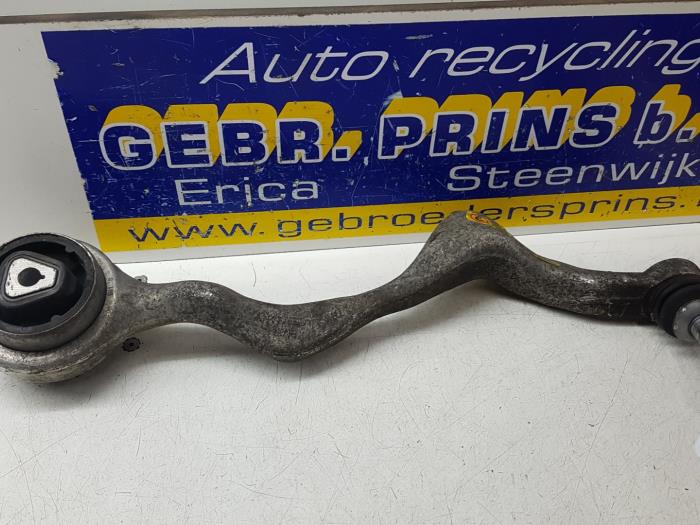 Front lower wishbone, left from a BMW 3-Serie 2007
